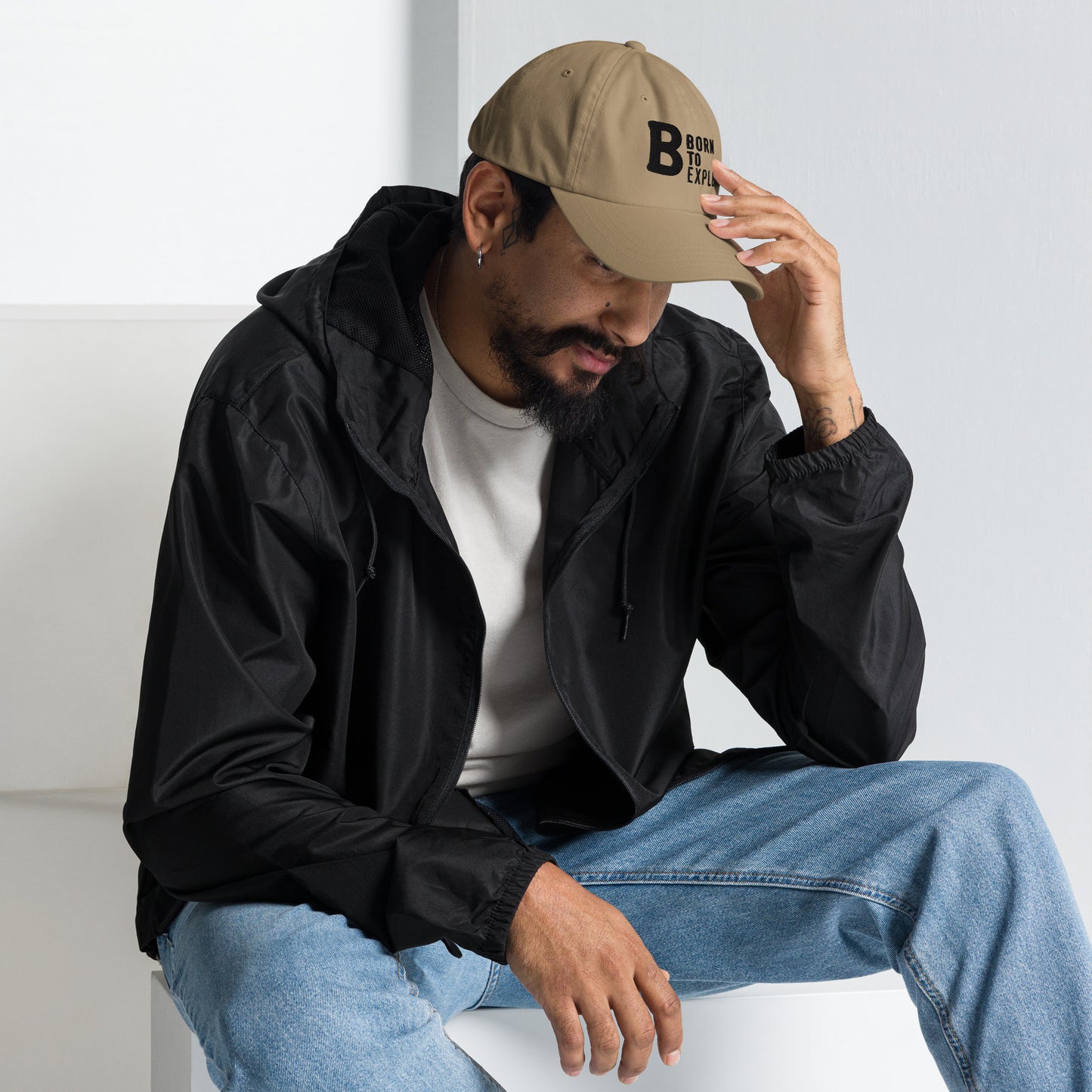 Born to explore Dad hat (Light Variant)