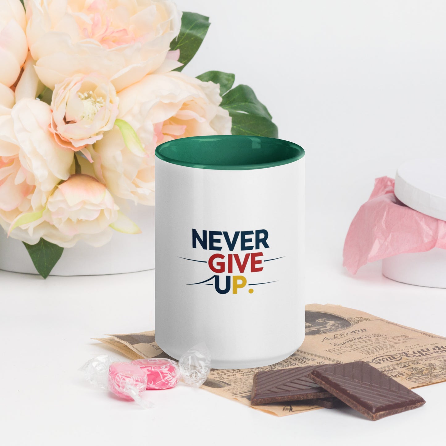 Never Give up Mug with Color Inside