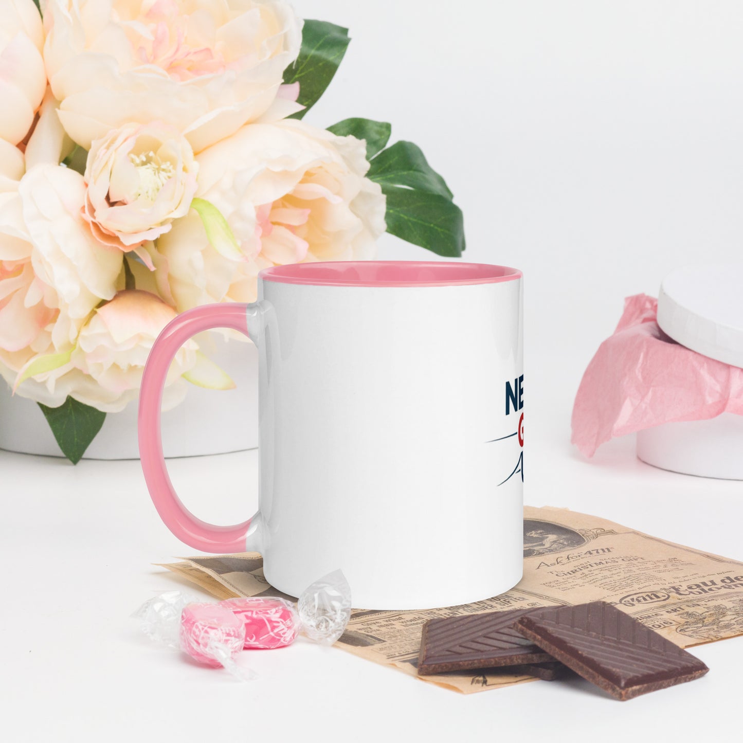 Never Give up Mug with Color Inside