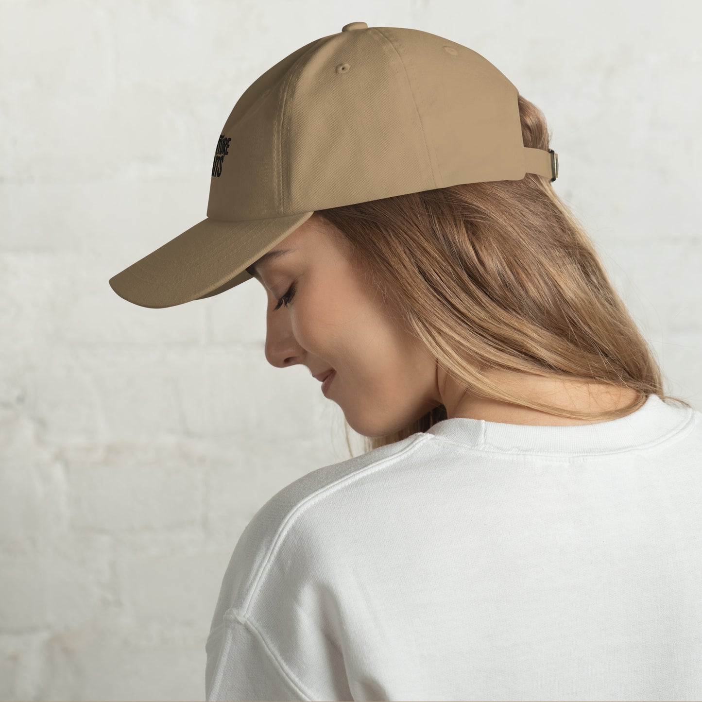 Adventure awaits Dad hat (Light variant)